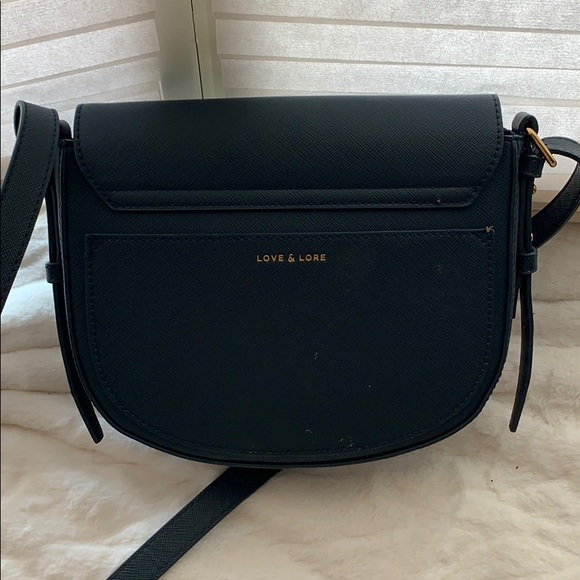 Love and Lore crossbody handbag - Picture 2 of 2